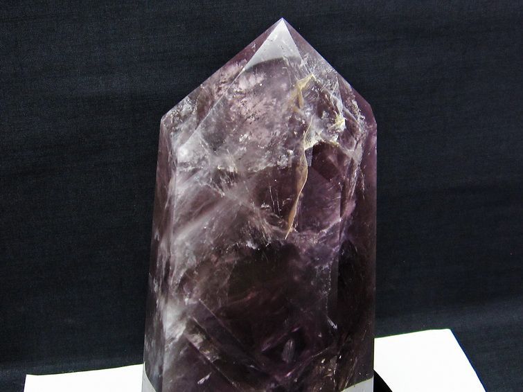 1.7Kg アメジスト 六角柱 台座付属 一点物 152-1677