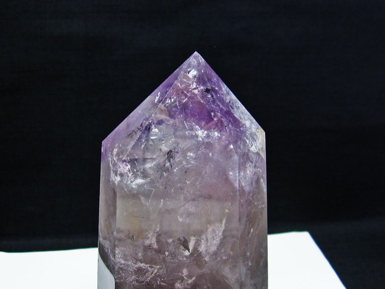アメジスト 六角柱 台座付属 一点物 152-1696