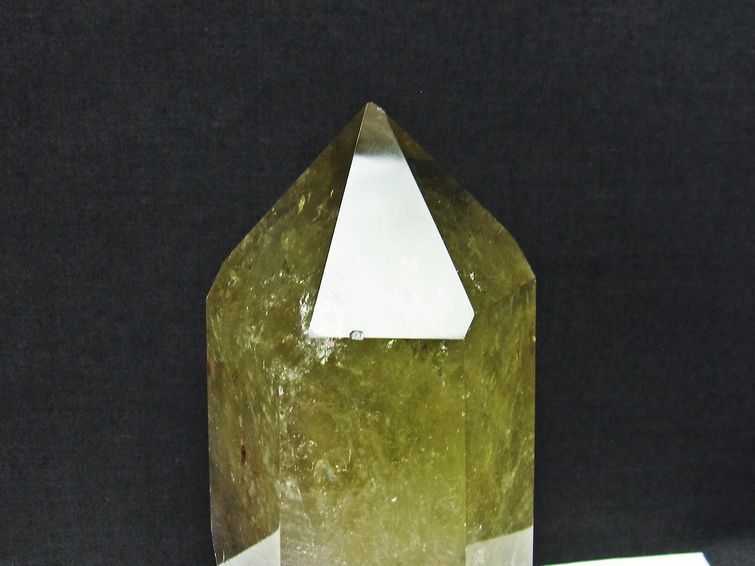 1.2Kg シトリン 六角柱 台座付属 一点物 152-1739