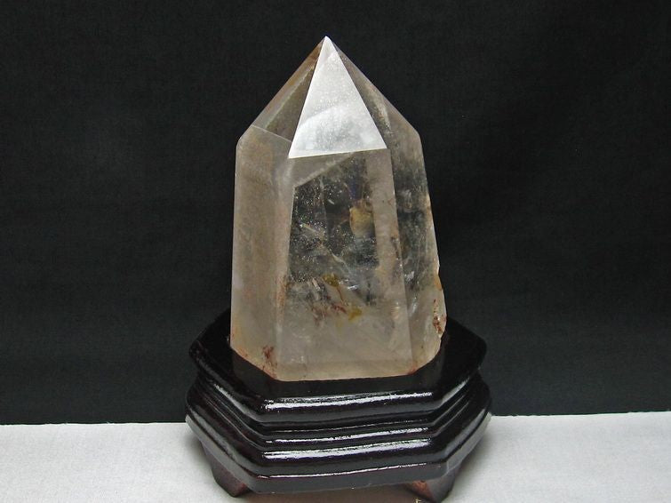 1.4Kg 水晶 六角柱 白水晶 水晶ポイント 虹入り 台座付属 一点物 152-224