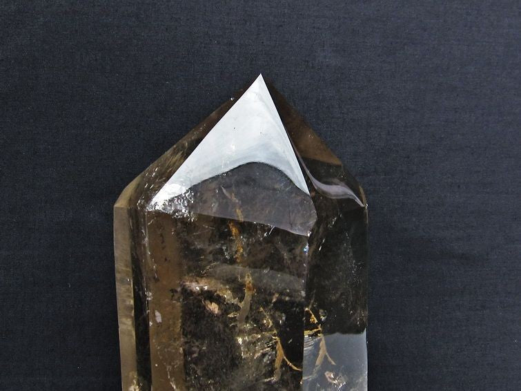 スモーキークォーツ 煙水晶 六角柱 1.3Kg 台座付属 一点物 152-665