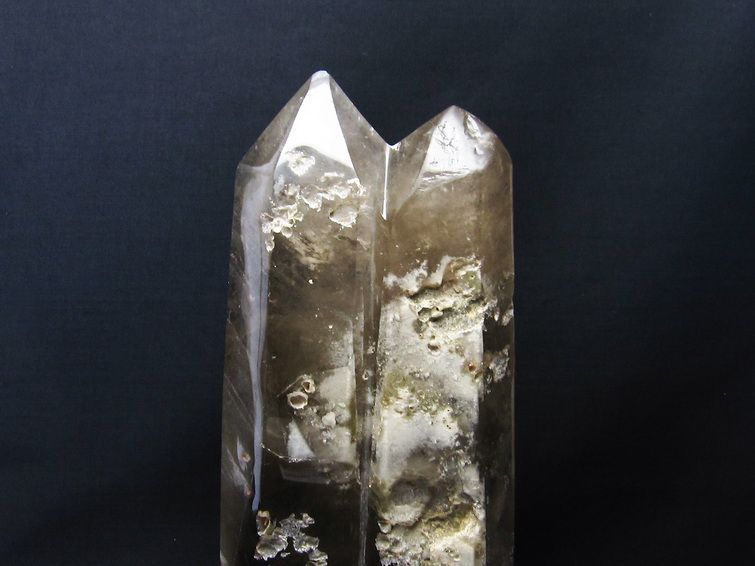 4.1Kg 水晶 六角柱 ダブルポイント 台座付属 一点物 162-229