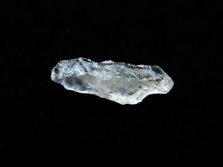 オイルインクォーツ 水晶 原石 石油入り オイルクォーツ 一点物 171-3013