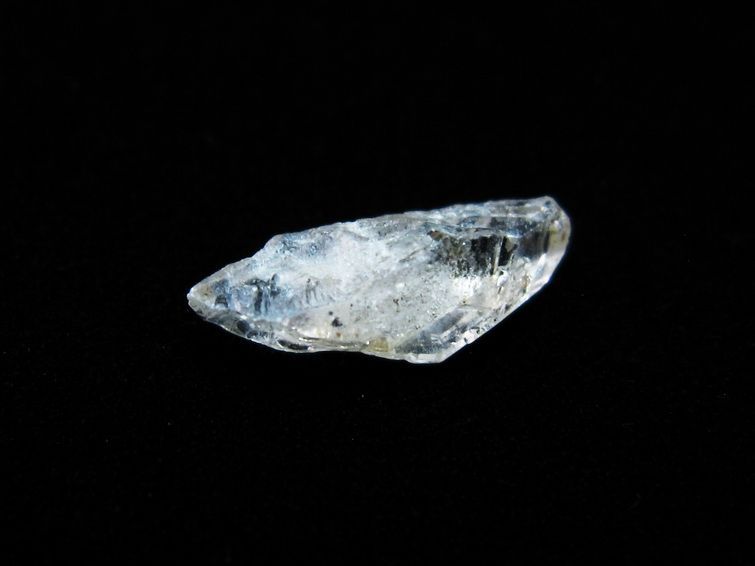 オイルインクォーツ 水晶 原石 石油入り オイルクォーツ 一点物 171-3013
