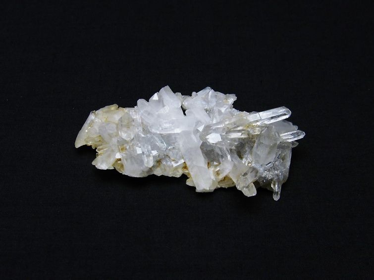 水晶 クラスター 42g 水晶 原石 四川省産 一点物 172-1805