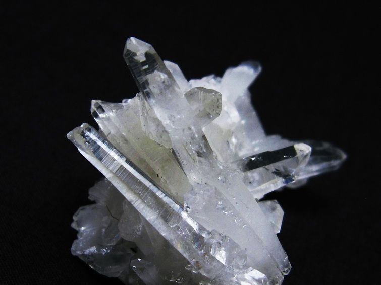 水晶 クラスター 42g 水晶 原石 四川省産 一点物 172-1825