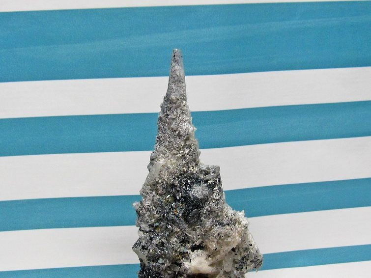 レーザークリスタル クラスター スティブナイト(輝安鉱)入り 一点物 172-32