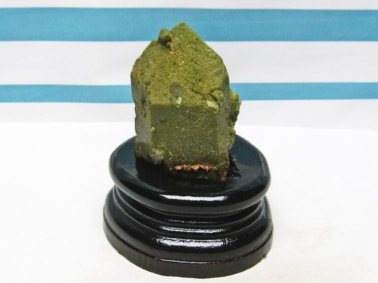 水晶クラスター 176g 天然 原石 アメリカ産 グリーンファントム 一点物 172-41