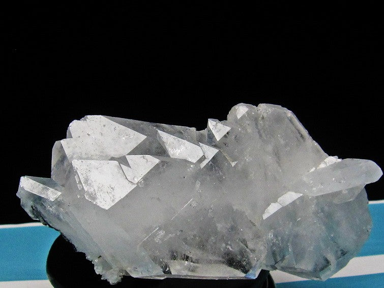 水晶クラスター 195g 天然 原石 アメリカ産 ファーデンクォーツ入り 一点物 172-59