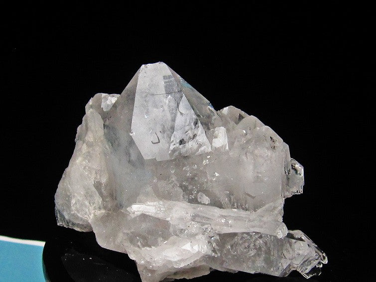 水晶クラスター 162g 天然 原石 アメリカ産 ファーデンクォーツ入り 一点物 172-61