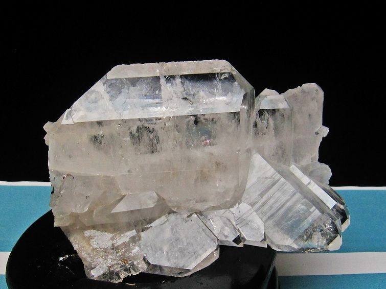 水晶クラスター 179g 天然 原石 アメリカ産 ファーデンクォーツ入り 一点物 172-65