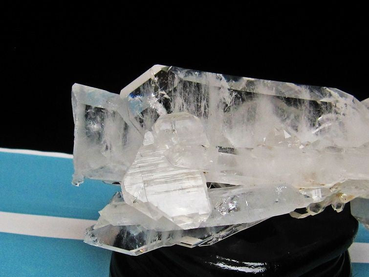 水晶クラスター 174g 天然 原石 アメリカ産 ファーデンクォーツ入り 一点物 172-66