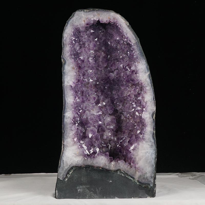 32.3Kg アメジストドーム ブラジル産 ジオード 原石 アメジスト ドーム amethyst 置物 開運 風水 一点物 174-1437
