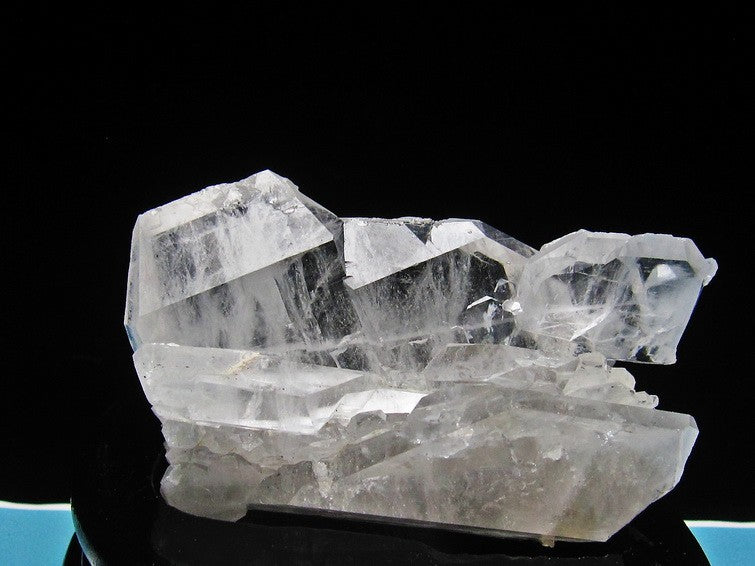 水晶クラスター 265g 原石 アメリカ産 ファーデンクォーツ入り 一点物 182-108