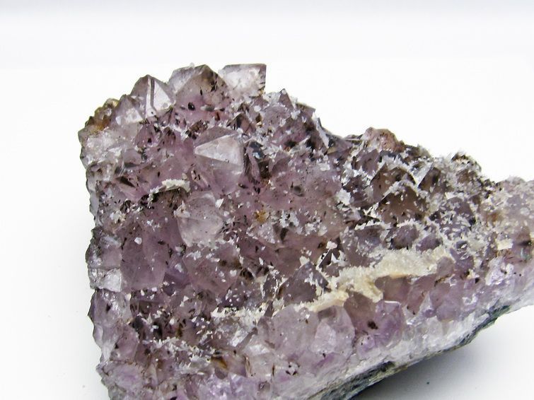 アメジスト 原石 アメジスト クラスター 795g ブラジル産 タイチンルチル 一点物 182-4057