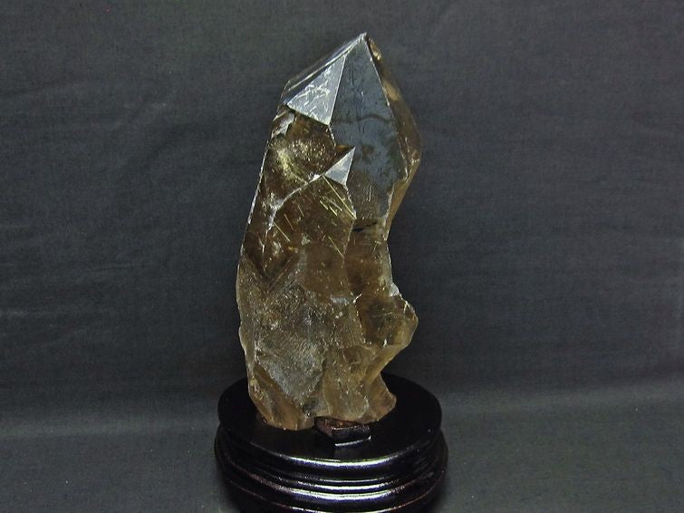 3.2Kg スモーキークォーツ 煙水晶 原石 ルチルクォーツ入り 台座付属 一点物 191-117