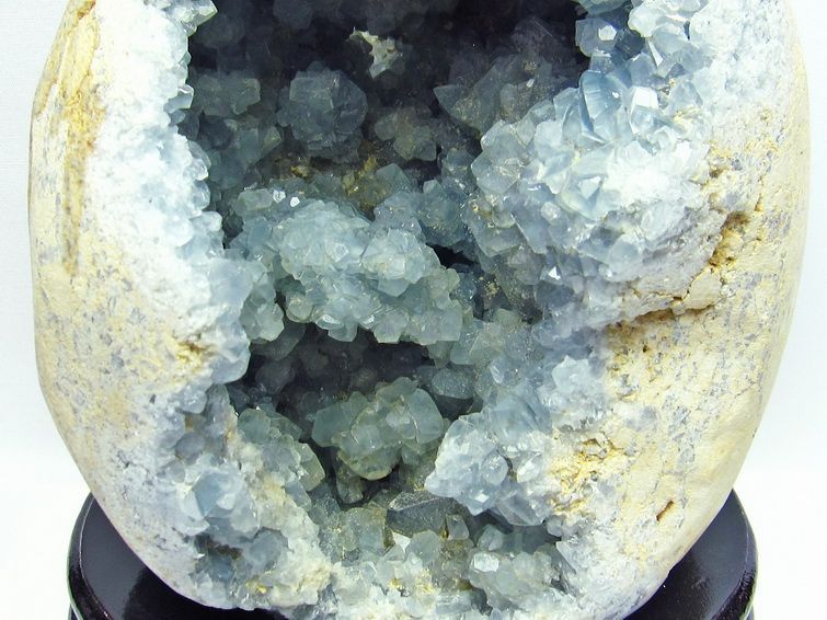 5.7Kg セレスタイト 原石 天青石 台座付属 一点物 191-249