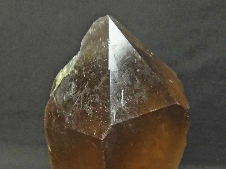 2.6Kg スモーキークォーツ 煙水晶 原石 虹入り ルチルクォーツ入り 台座付属 一点物 191-65