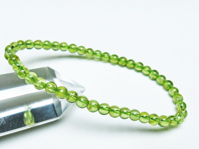ペリドット ブレスレット 4mm 一点物 メール便可 [M便 1/10] 111-45166