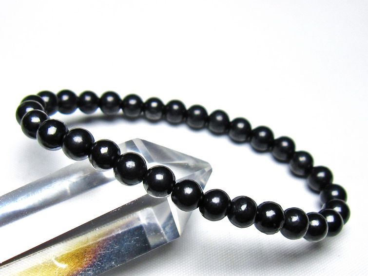 シュンガイト ブレスレット 6mm 一点物 メール便可 111-49633