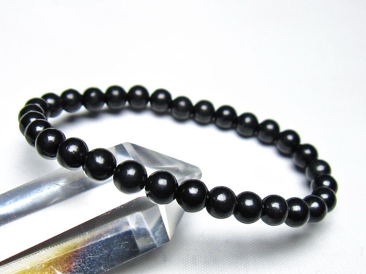 シュンガイト ブレスレット 6mm 一点物 メール便可 111-49646