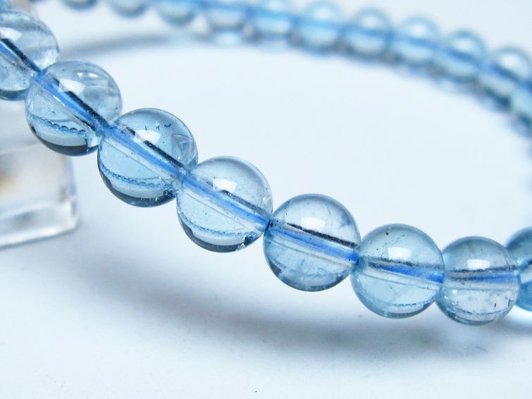 ブルートパーズ ブレスレット 6mm トパーズ 一点物 メール便可 111-53683