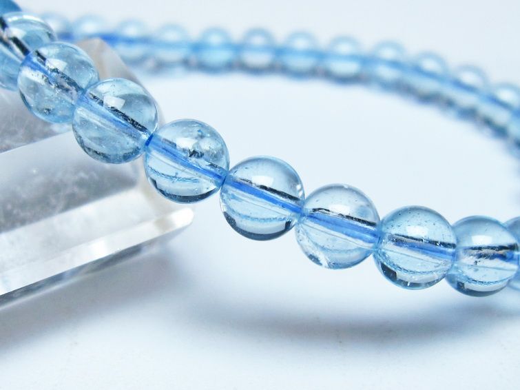 ブルートパーズ ブレスレット 6mm トパーズ 一点物 メール便可 111-53684
