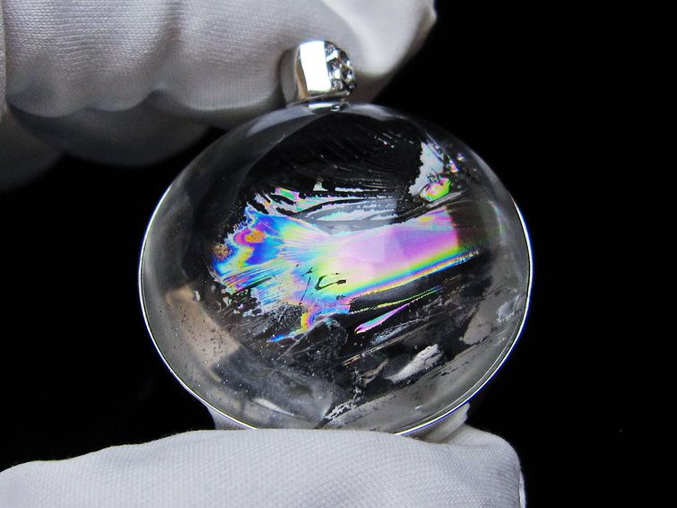 アイリスクォーツ 水晶 ペンダント 虹入り 一点物 112-12448