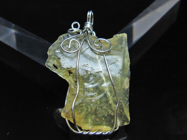 リビアングラス ペンダント 一点物 メール便可 112-13798