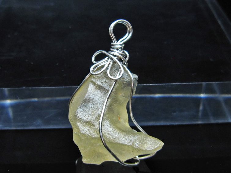 リビアングラス ペンダント 一点物 メール便可 112-13806