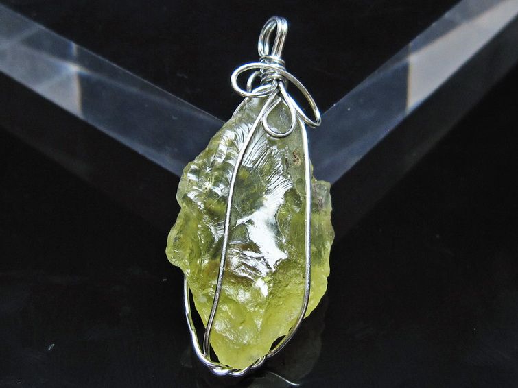 リビアングラス ペンダント 一点物 メール便可 112-13807