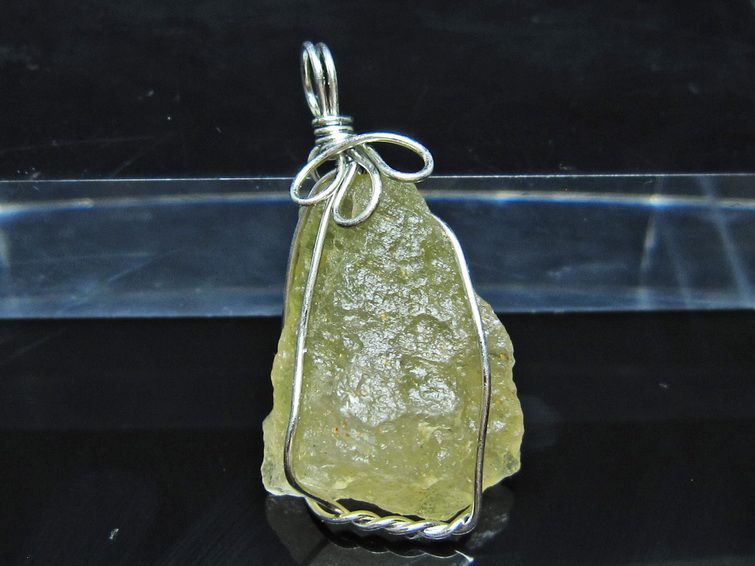 リビアングラス ペンダント 一点物 メール便可 112-13821
