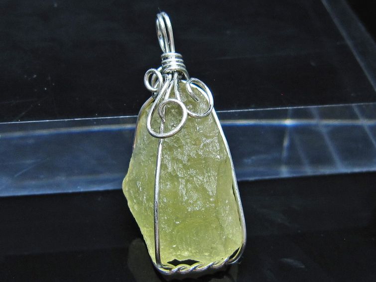 リビアングラス ペンダント 一点物 メール便可 112-13833