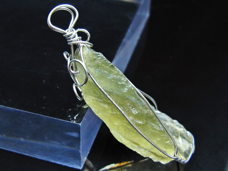 リビアングラス ペンダント 一点物 メール便可 112-13860