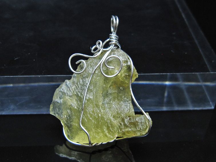 リビアングラス ペンダント 一点物 メール便可 112-13865