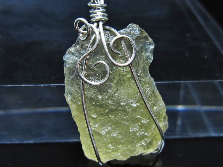 リビアングラス ペンダント 一点物 メール便可 112-13866