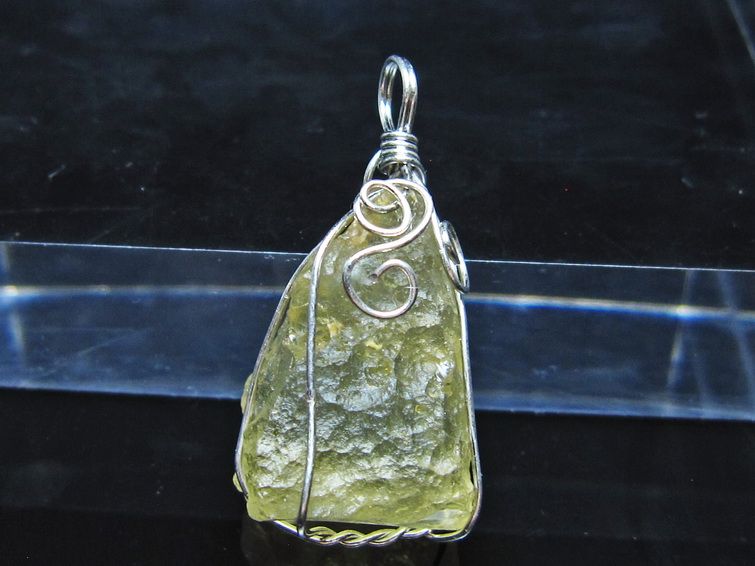 リビアングラス ペンダント 一点物 メール便可 112-13870