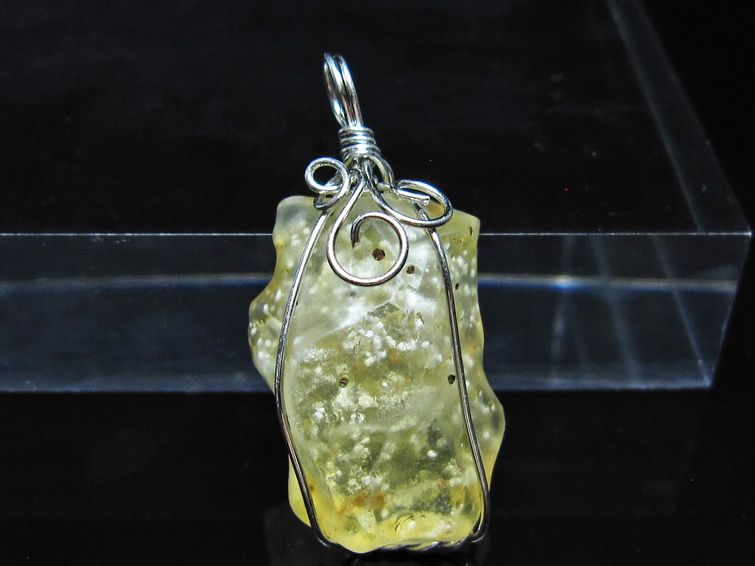 リビアングラス ペンダント 一点物 メール便可 112-13872