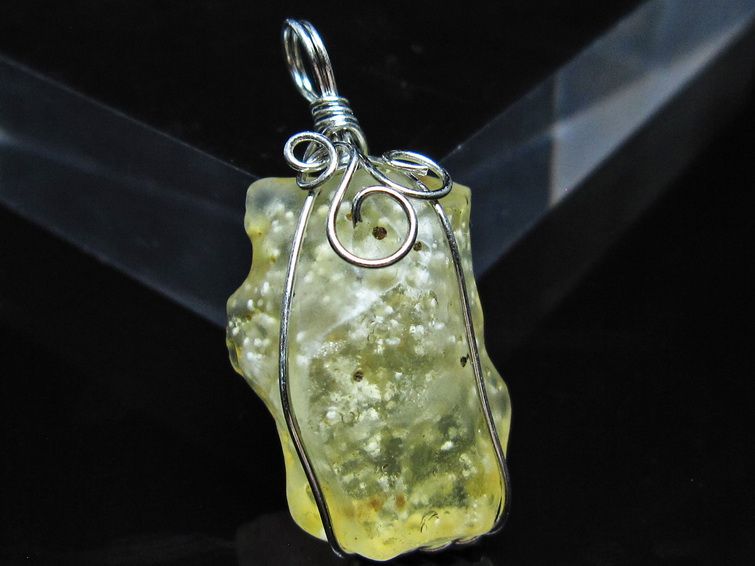 リビアングラス ペンダント 一点物 メール便可 112-13872