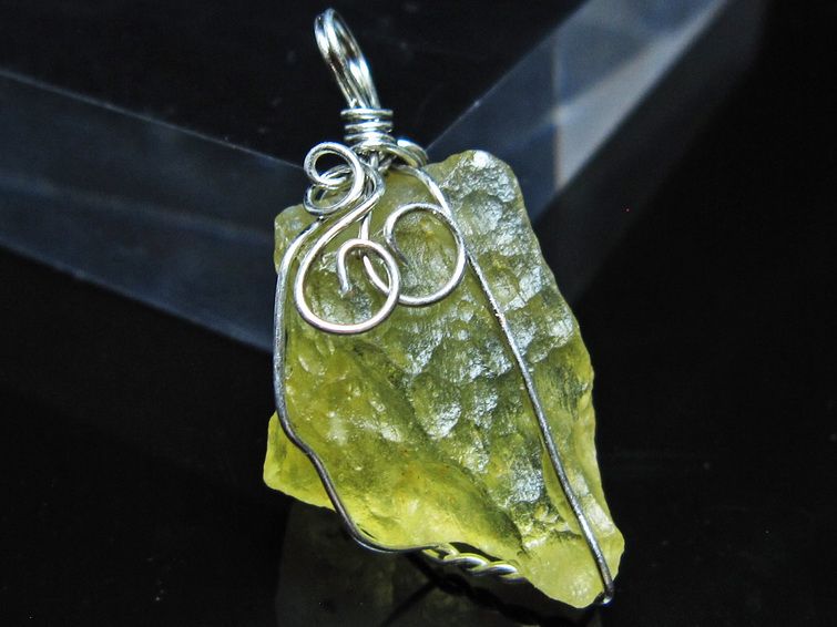 リビアングラス ペンダント 一点物 メール便可 112-13873