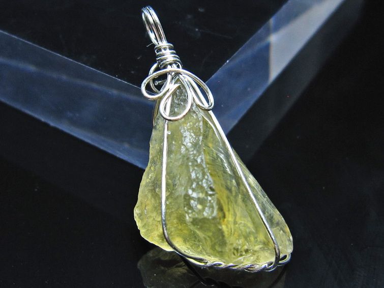 リビアングラス ペンダント 一点物 メール便可 112-13874
