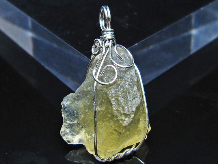 リビアングラス ペンダント 一点物 メール便可 112-13875