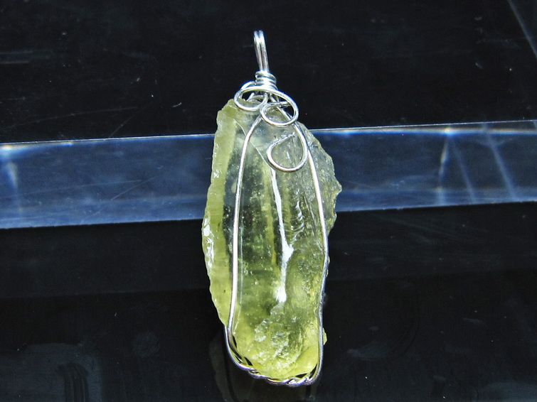 リビアングラス ペンダント 一点物 メール便可 112-13877