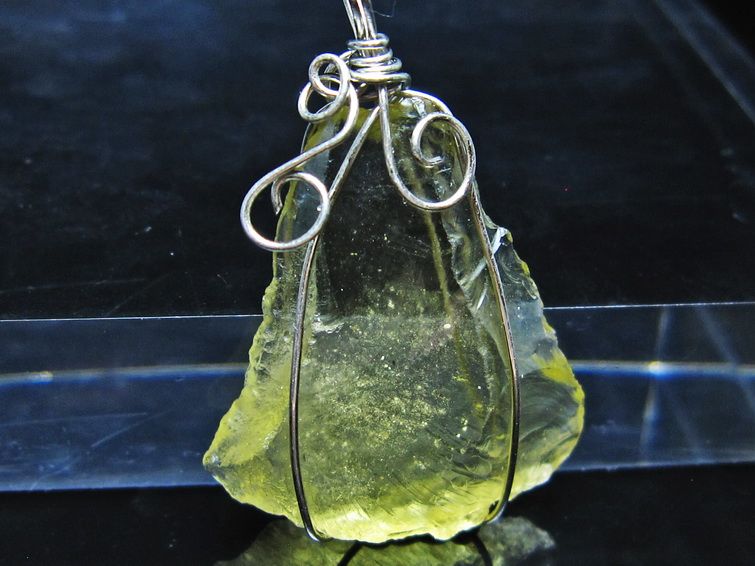 リビアングラス ペンダント 一点物 メール便可 112-13879