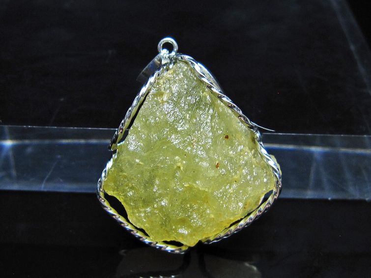 リビアングラス ペンダント 一点物 112-13892