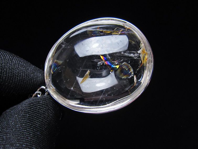 アイリスクォーツ 水晶 ペンダント 虹入り メール便可 一点物 112-14104