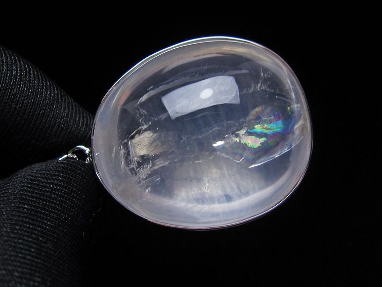 ミルキークォーツ ペンダント 虹入り メール便可 一点物 112-14105