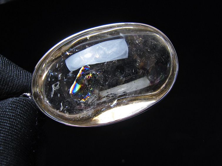 アイリスクォーツ 水晶 ペンダント 虹入り メール便可 一点物 112-14109