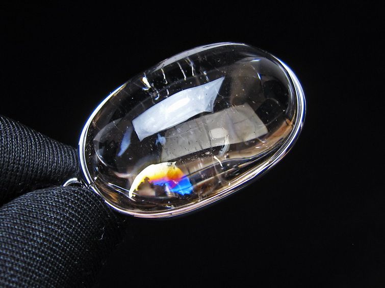 アイリスクォーツ 水晶 ペンダント 虹入り メール便可 一点物 112-14110
