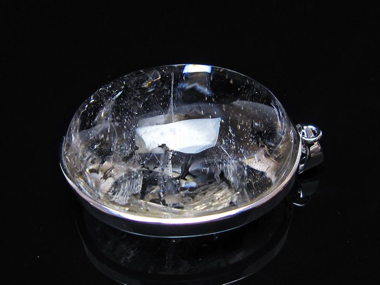 アイリスクォーツ 水晶 ペンダント 虹入り メール便可 一点物 112-14111